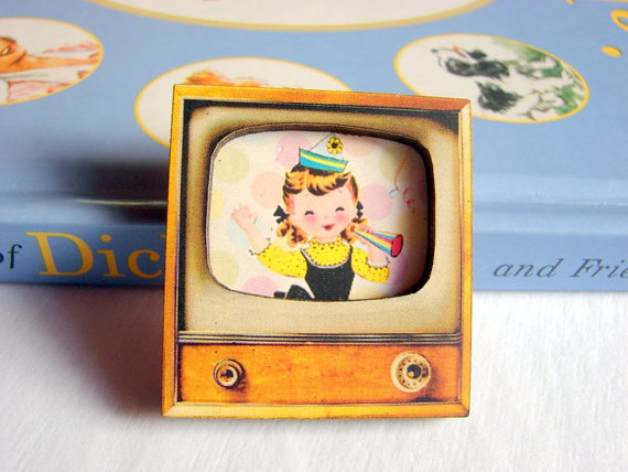 Birthday Party - Girl With A Party Hat And Horn - Television Tv 3d Dimensional Pin Badge Brooch - Lg Chipboard Paper And Wood Decoupage Collage -