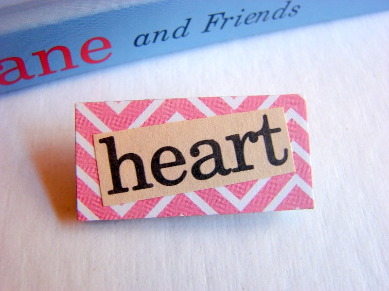 Heart - Paper And Chipboard Word Pin - Decoupage Collage Badge Brooch - Vintage Retro