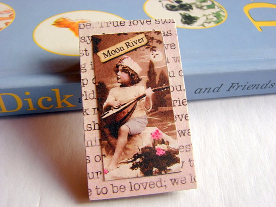 Moon River - Little Boy In The Moonlight Playing A Mandolin - Romantic Paper And Chipboard Collage Decoupage Pin Brooch Badge - Retro Vintage
